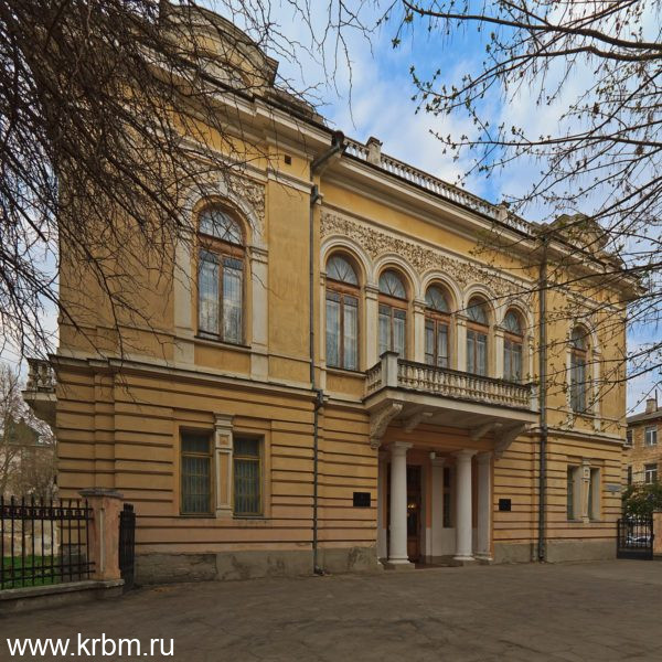 1200px-Simferopol_04-14_img05_Museum_of_Arts