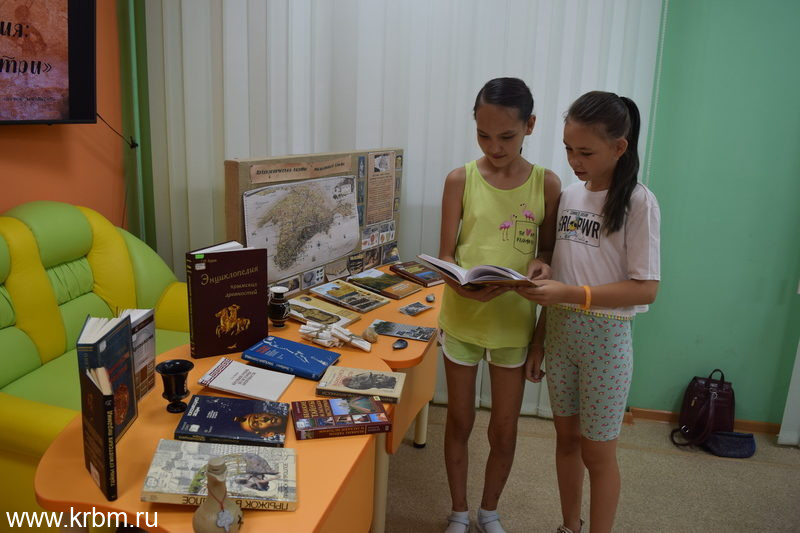 книжная_выставка.aCppk
